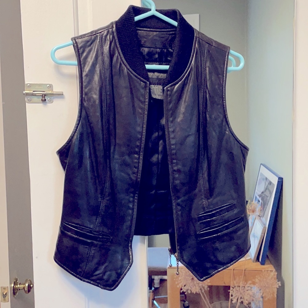Banana Republic genuine leather vest
